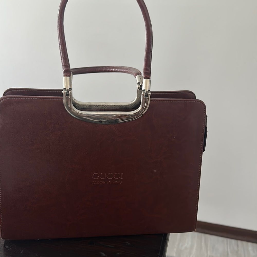 Gucci Vintage Bag in good condition